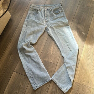 Levi’s 501 authentically worn in and perfectly faded jeans size 30